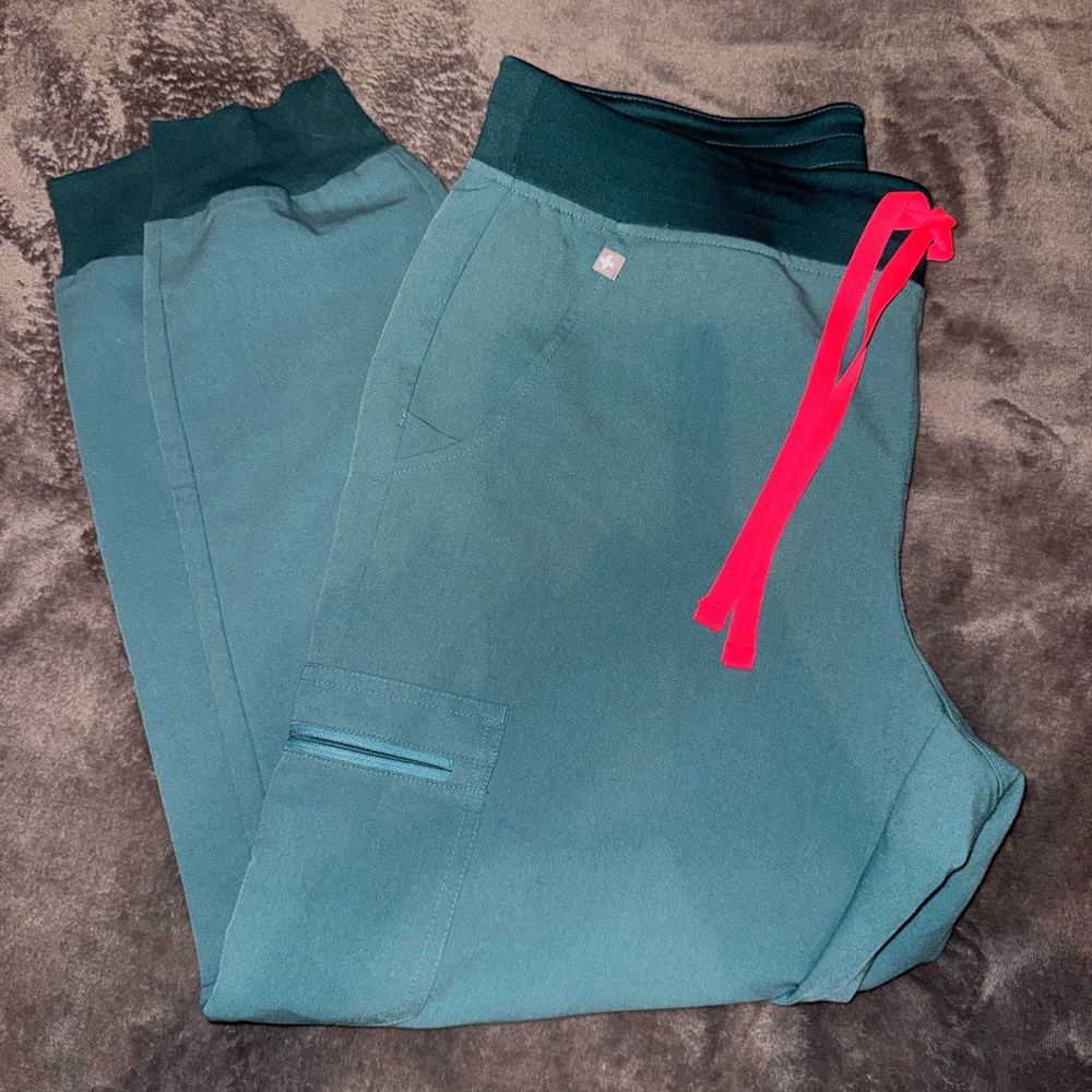FIGS scrub pants